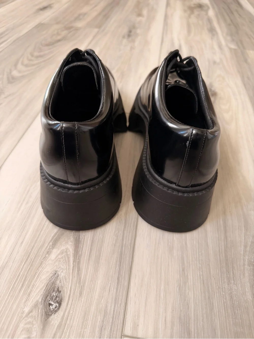 Coach Black Leather Platform Lug Sole Lace-Up Oxford Shoes Women’s 9.5B EU 40